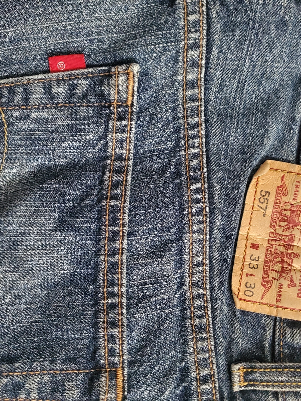Levi's Men's Straight Jeans - Blue with Red Tab and Tan Patch 33x30 Relaxed Boot